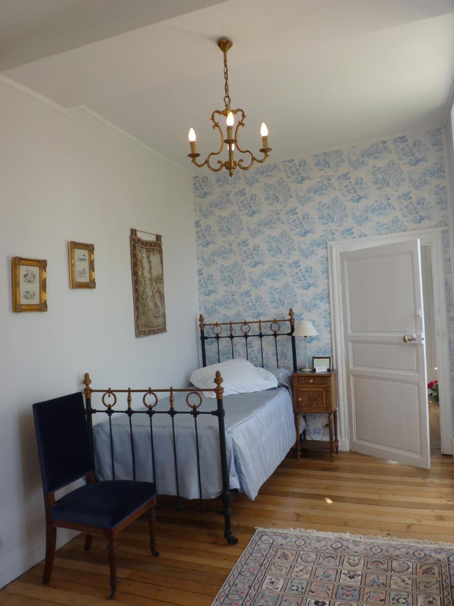 Le Clos Saint Nicolas Bed & Breakfast Chateau-Renard Room photo